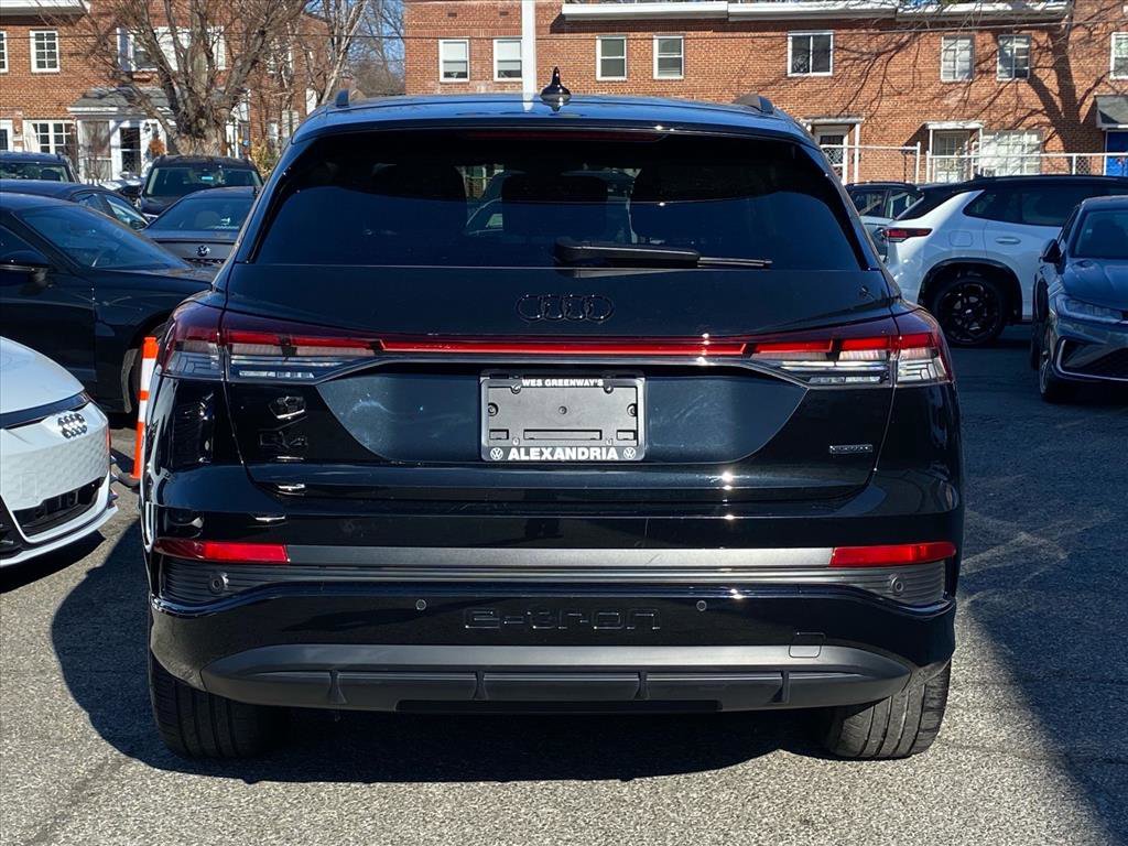 Used 2023 Audi Q4 e-tron Premium Plus w/ Premium Plus image 4