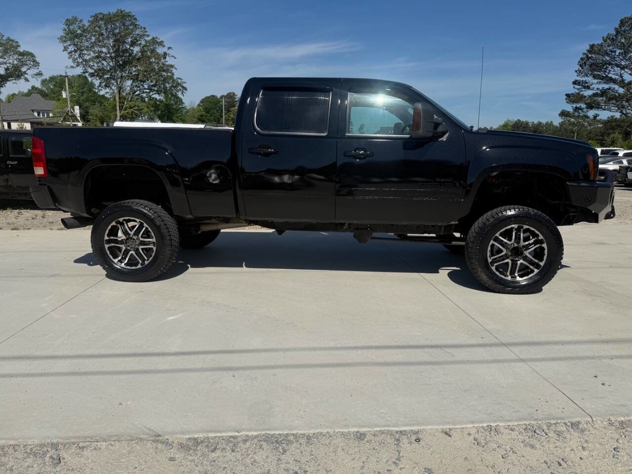 Used 2009 GMC Sierra 2500 SLE AWD/4WD image 4
