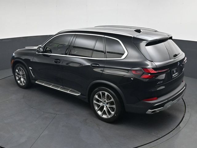 Certified 2024 BMW X5 sDrive40i w/ Premium Package RWD image 26