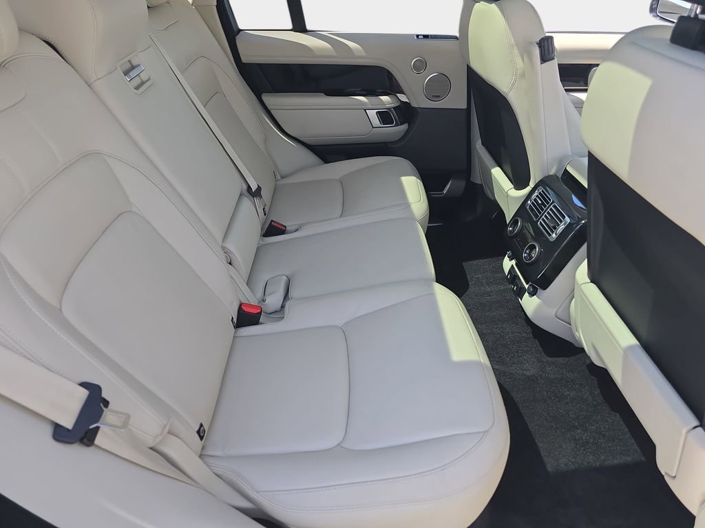 Used 2019 Land Rover Range Rover image 13