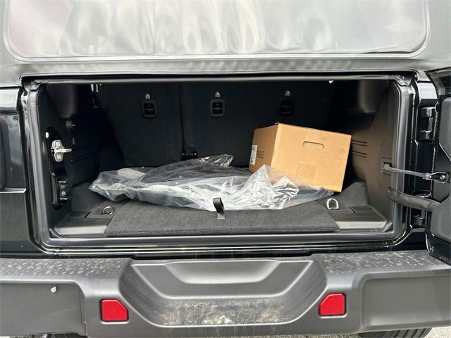 New 2025 Jeep Wrangler Sahara image 6