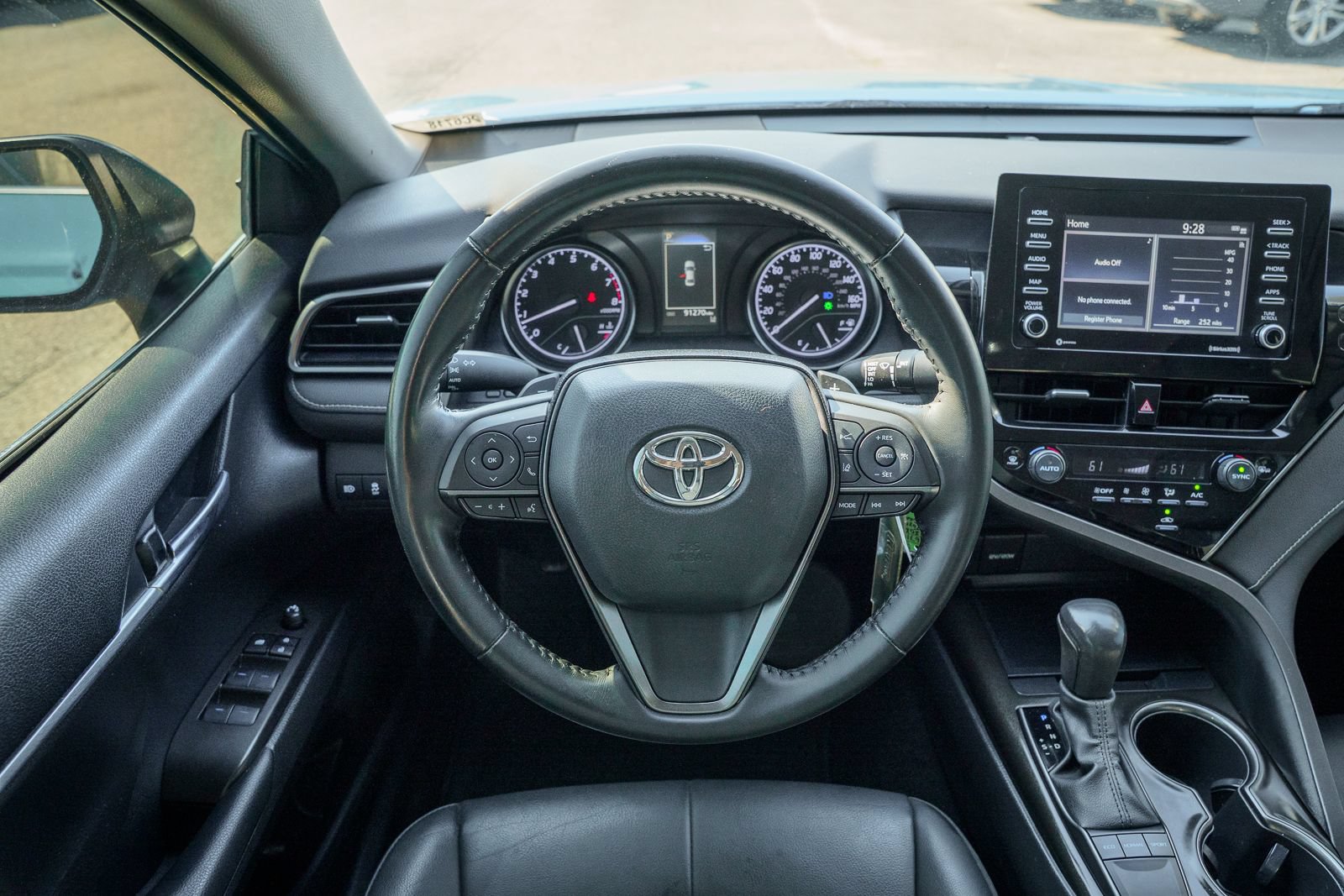 Used 2023 Toyota Camry SE FWD image 23