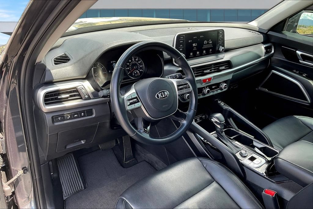 Used 2020 Kia Telluride S w/ S 8 Passenger Seating Package FWD image 17
