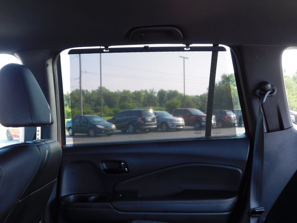 Used 2025 Honda Passport Black Edition image 24