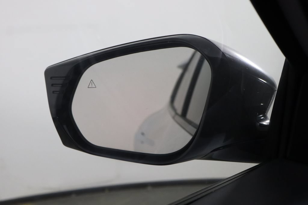 Used 2025 Kia EV6 Light w/ Light LR Technology Package RWD image 37