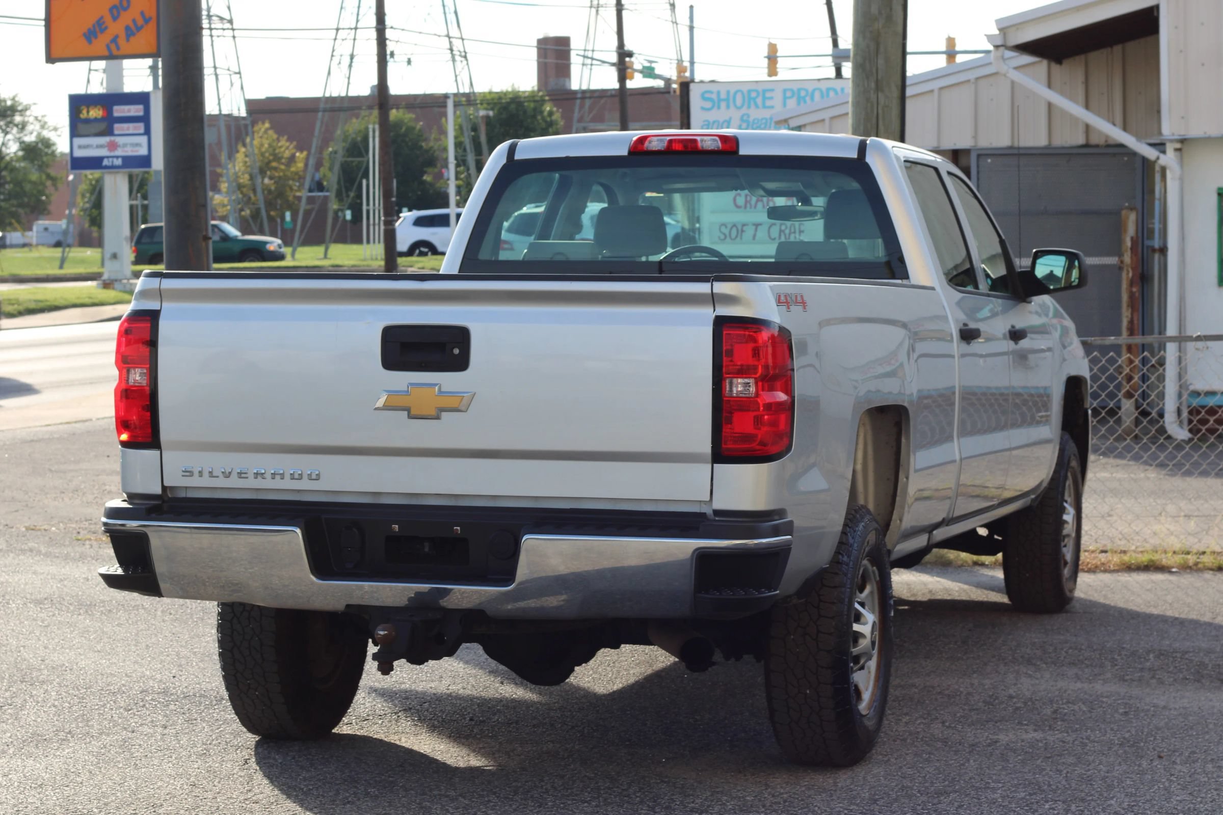 Used 2017 Chevrolet Silverado 2500 W/T AWD/4WD image 8