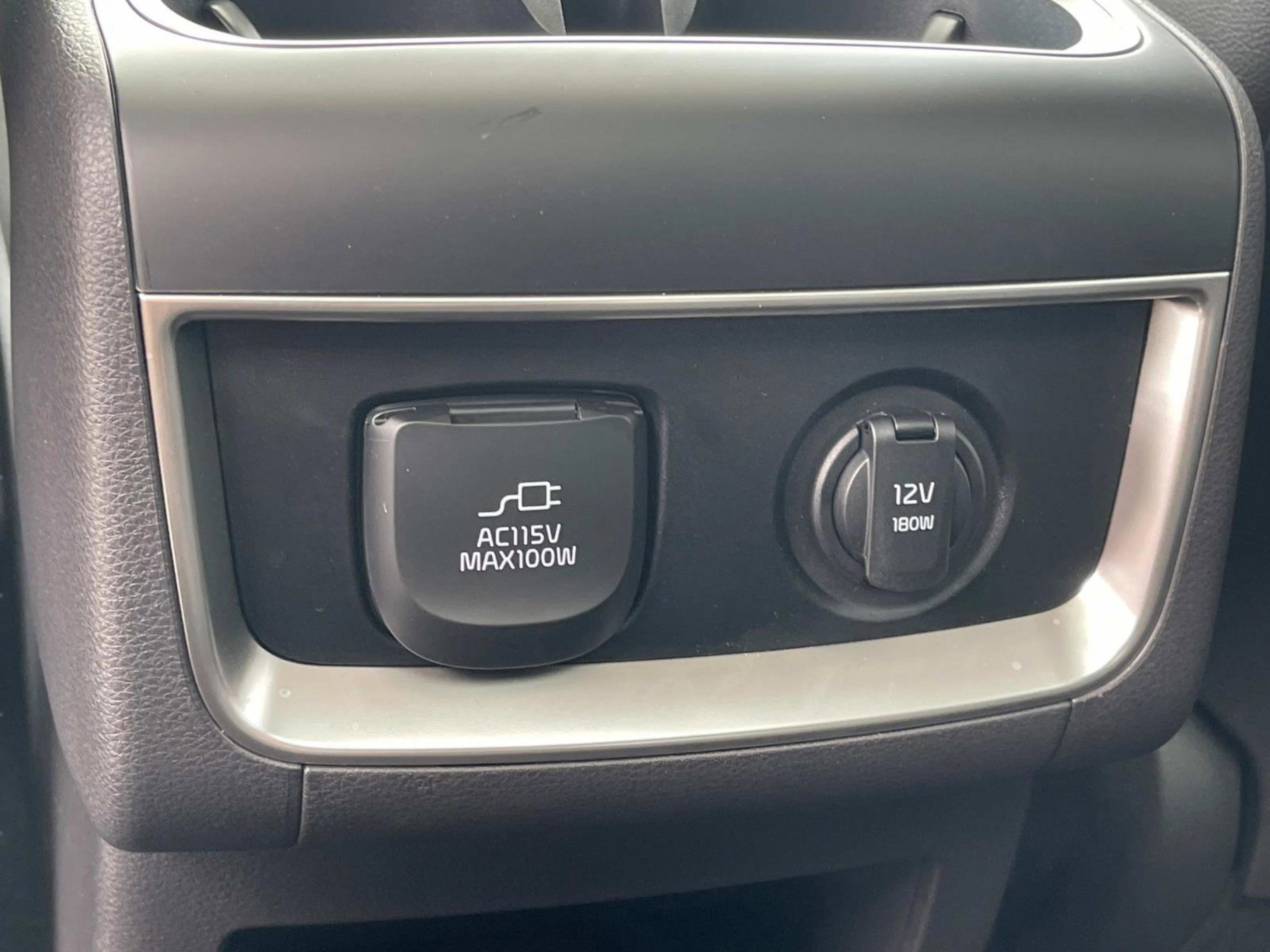 New 2025 Kia Carnival SX Prestige image 20