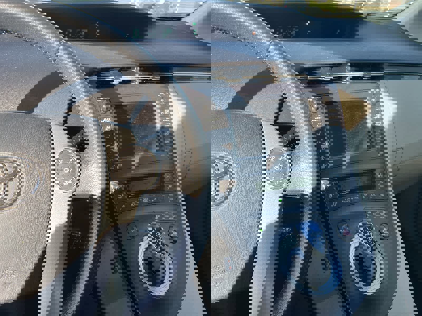 Used 2011 Toyota Prius Five image 20