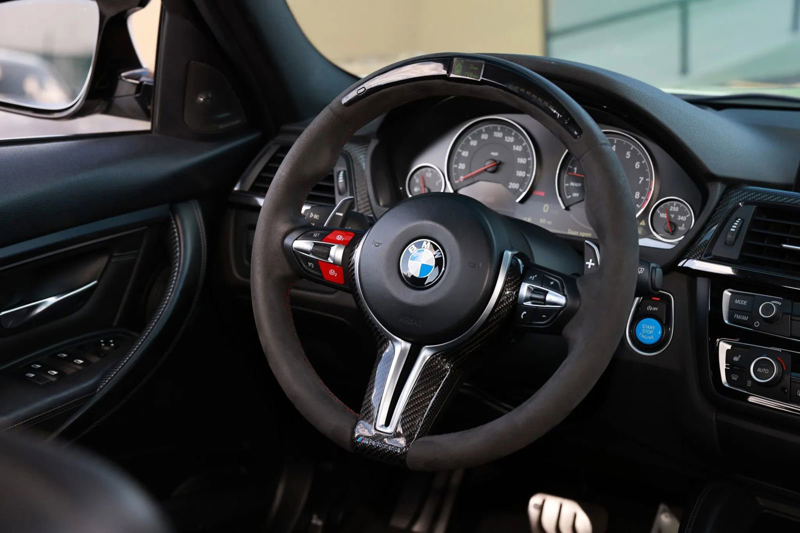 Used 2015 BMW M3 RWD image 28
