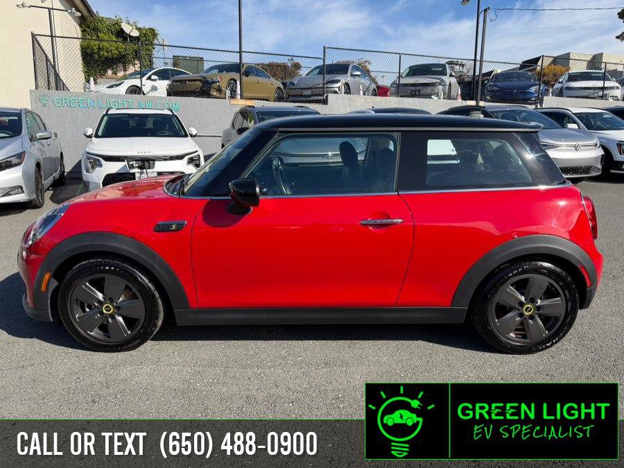 Used 2022 MINI Cooper SE image 8