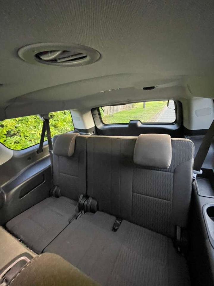 Used 2019 Chevrolet Suburban LS AWD/4WD image 9
