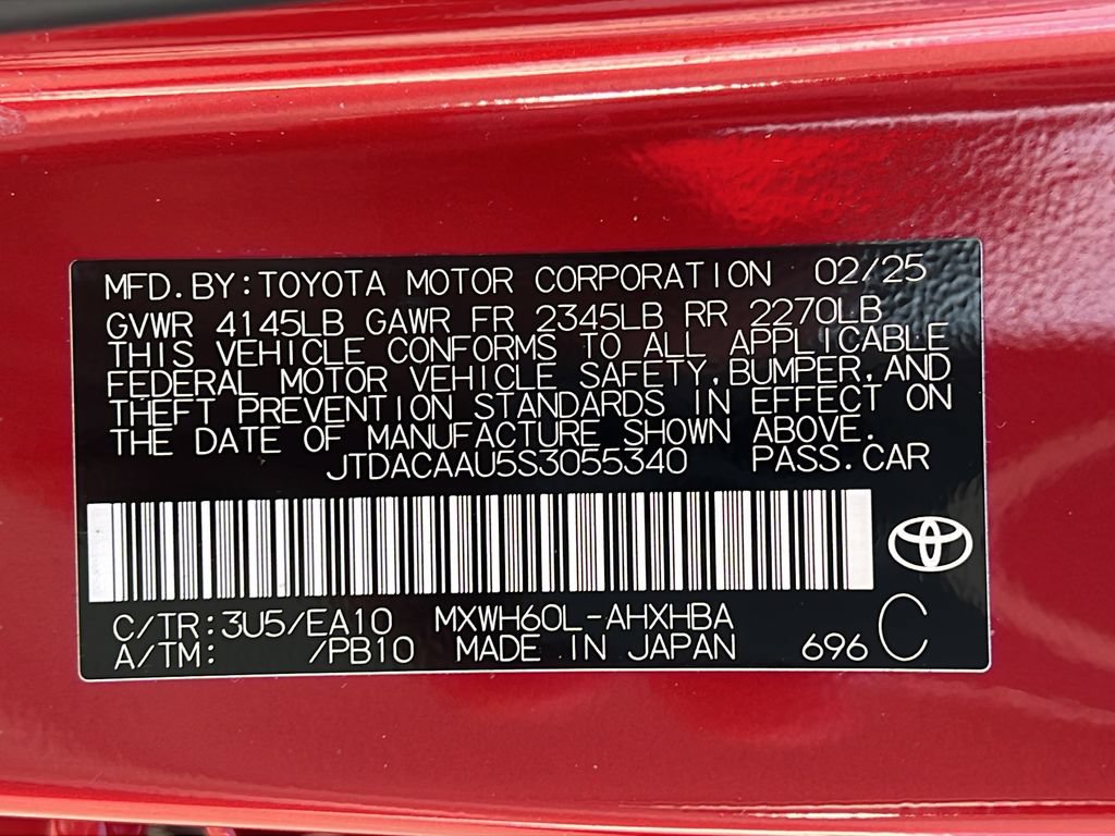 Used 2025 Toyota Prius Limited w/ Limited Premium Package FWD image 24