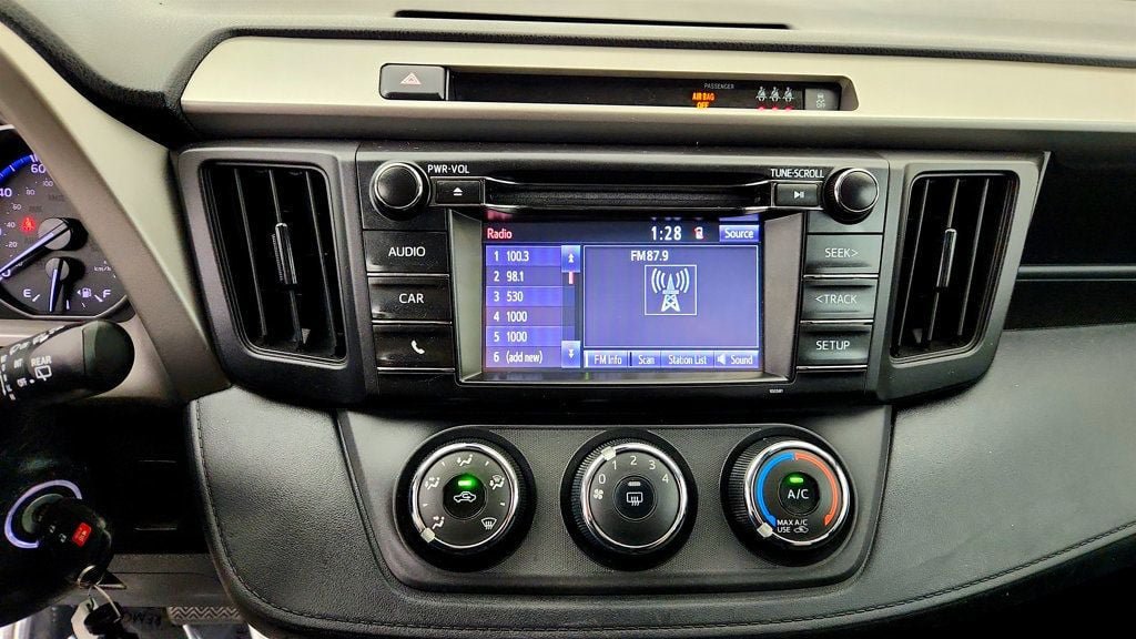Used 2018 Toyota RAV4 LE w/ All Weather Liner Package AWD/4WD image 17