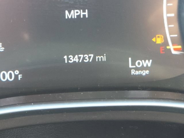 Used 2017 Chrysler Pacifica Touring-L Plus w/ Advanced Safetytec Group FWD image 20