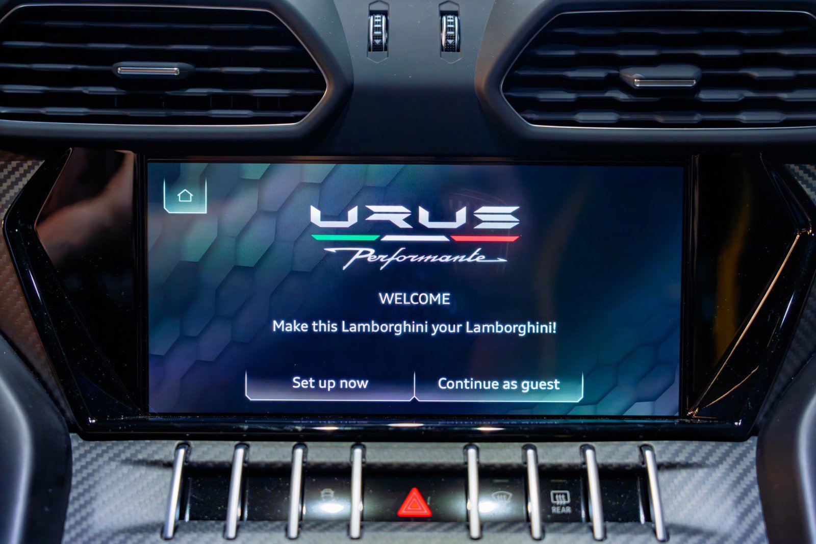 Used 2024 Lamborghini Urus Performante image 38