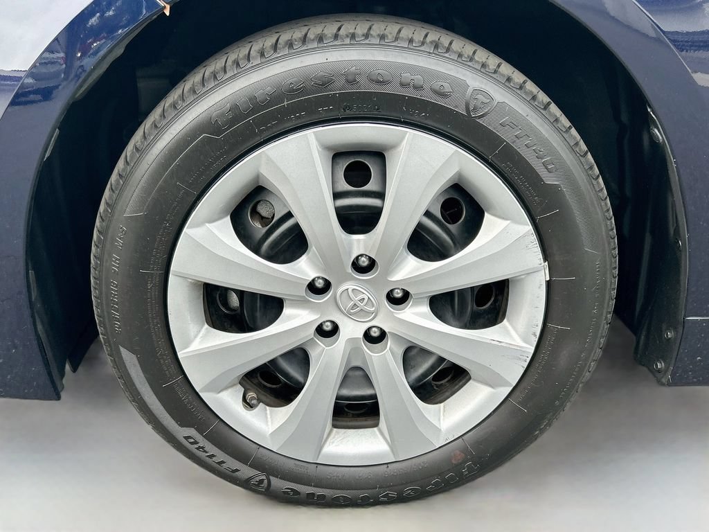 Used 2022 Toyota Corolla LE FWD image 28