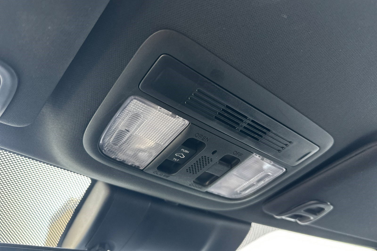 Used 2019 Honda Civic Touring image 21