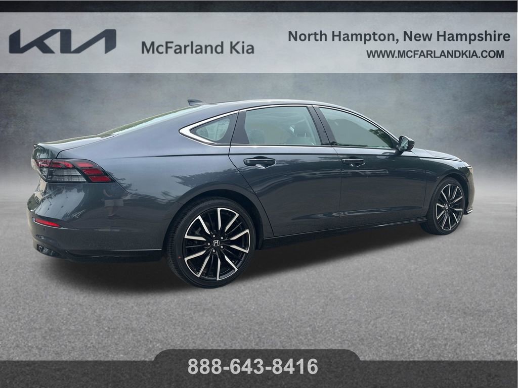 Used 2023 Honda Accord Touring image 5