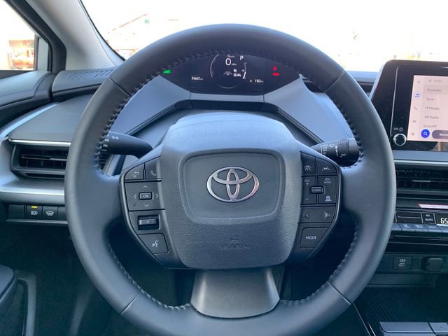Used 2025 Toyota Prius LE image 17