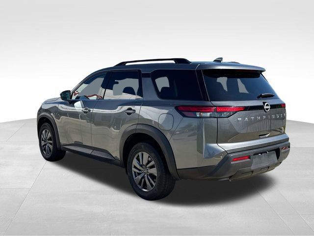 Used 2024 Nissan Pathfinder SV FWD image 7