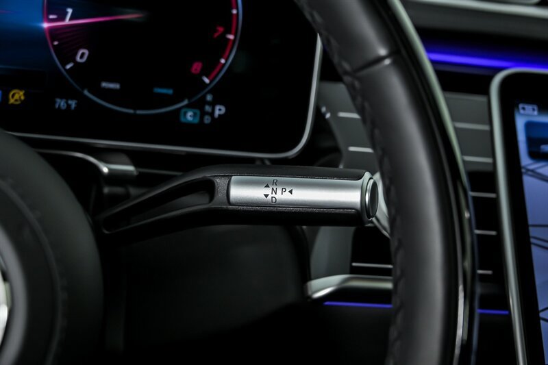 Used 2025 Mercedes-Benz Maybach S 580 4MATIC image 32