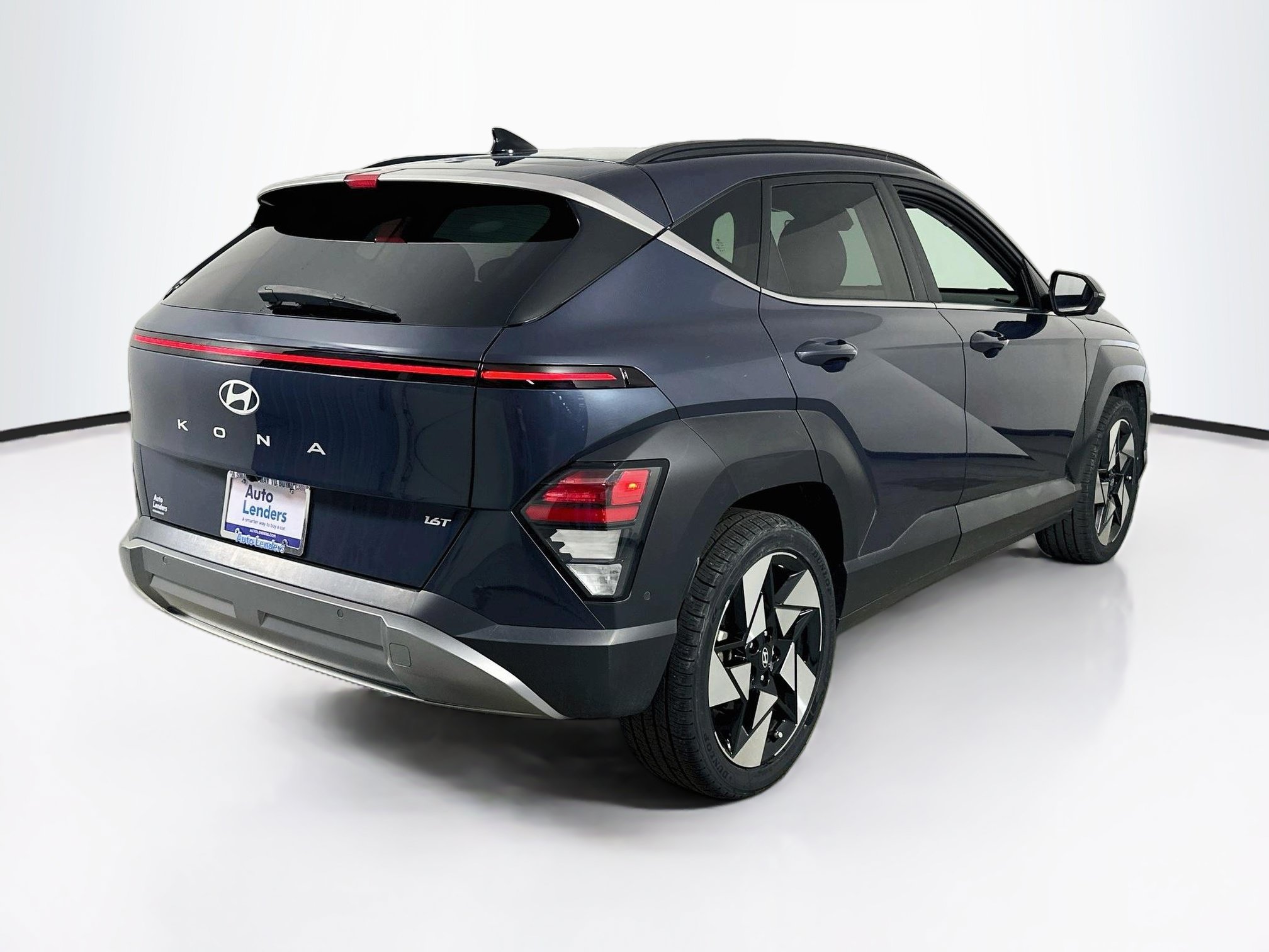Used 2024 Hyundai Kona Limited FWD image 5