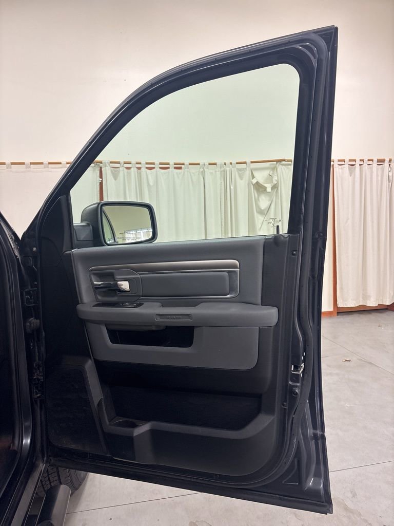 Used 2014 RAM 1500 Big Horn image 29