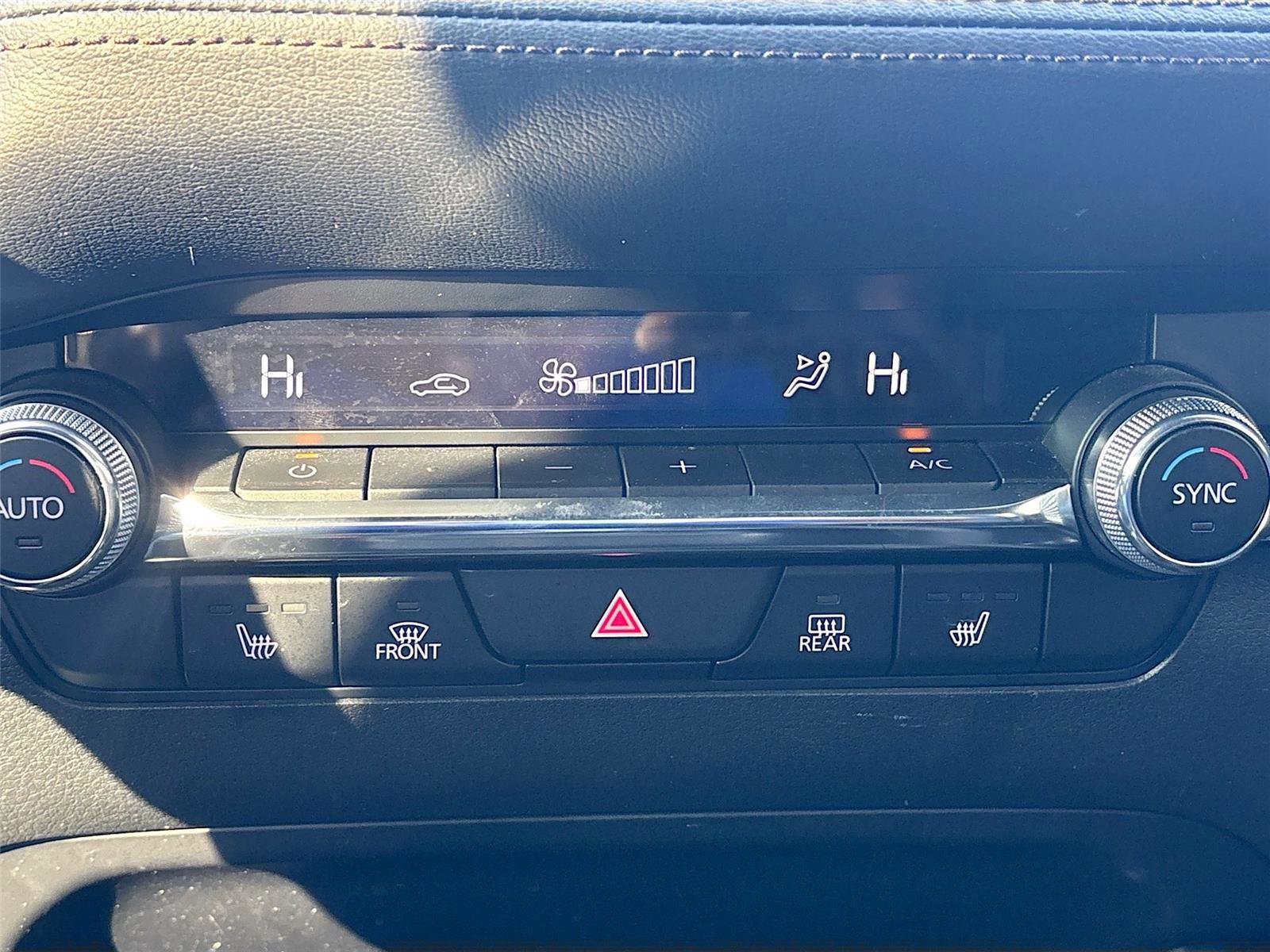 Used 2023 MAZDA MAZDA3 s image 17