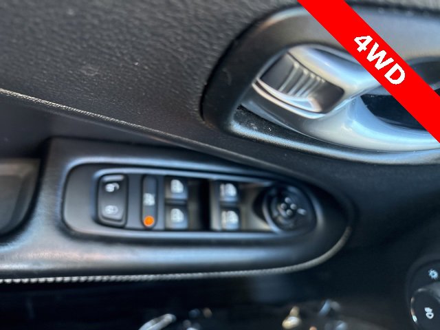 Used 2021 Jeep Compass 80th Special Edition image 13