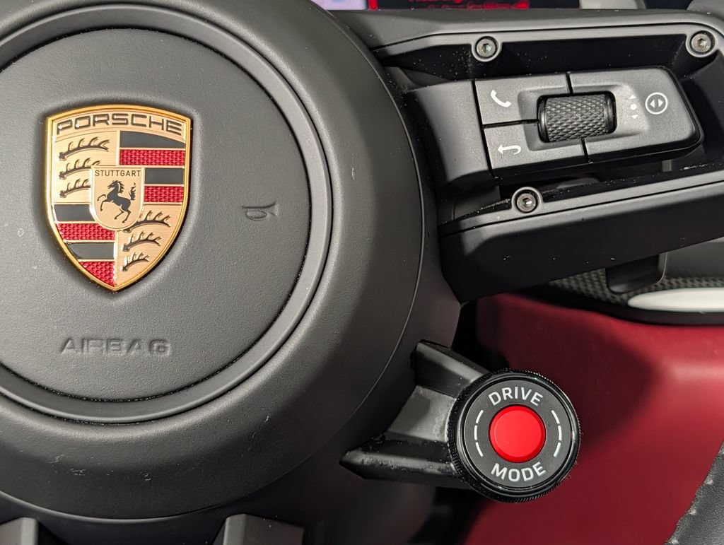 Certified 2025 Porsche 911 Carrera S RWD image 35