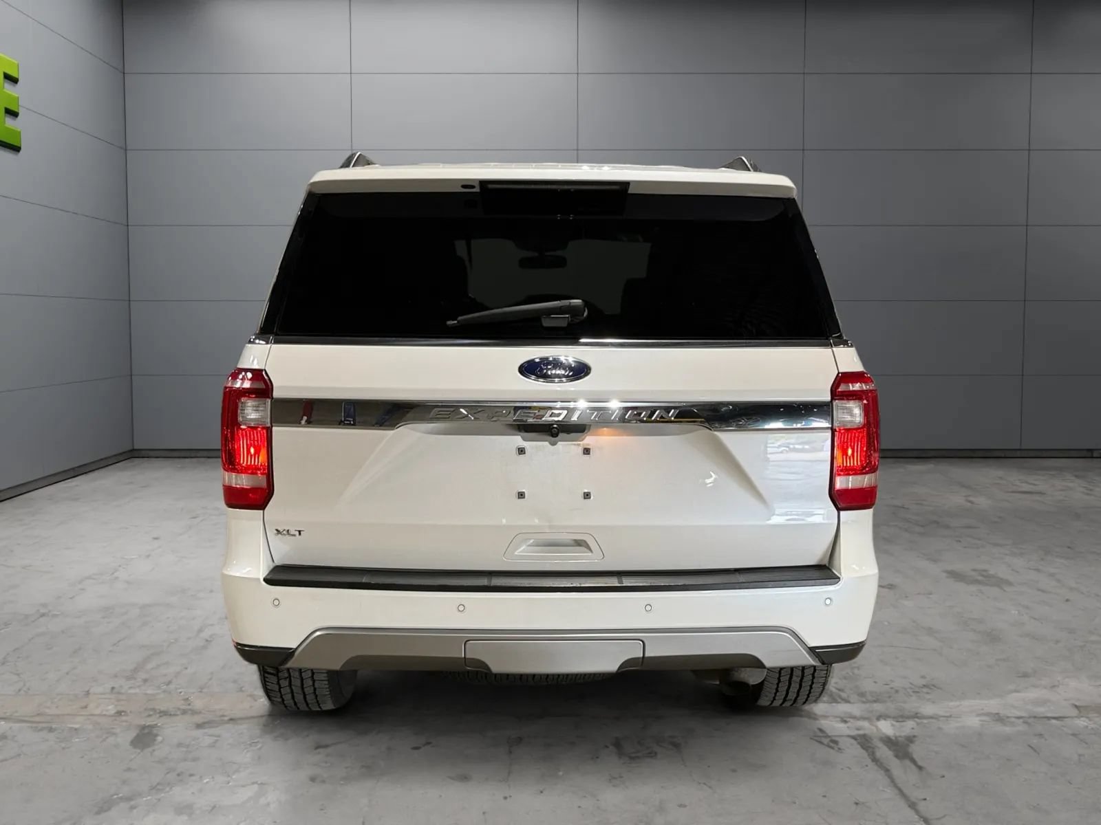 Used 2018 Ford Expedition XLT AWD/4WD image 11