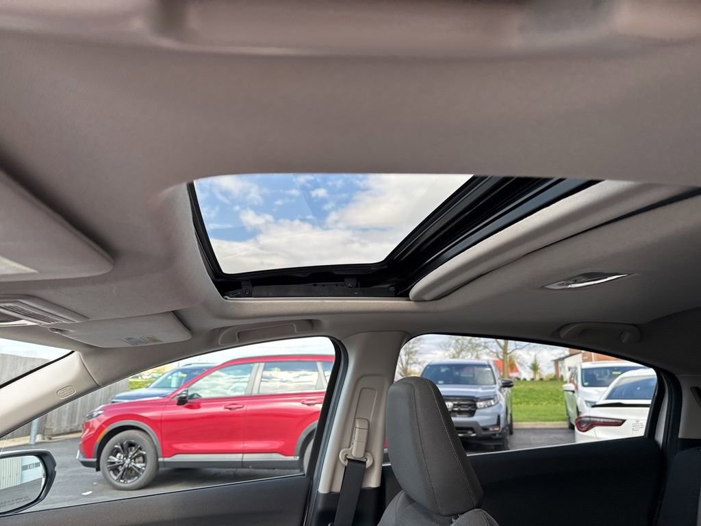 Used 2021 Honda HR-V EX image 30