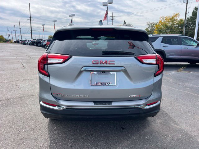 Used 2024 GMC Terrain AT4 w/ Infotainment Package II AWD/4WD image 7