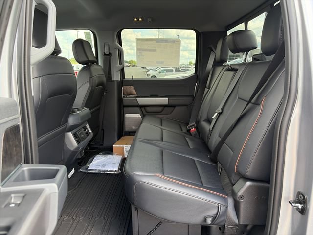 New 2027 Ford F350 Lariat w/ Black Appearance Package AWD/4WD image 25