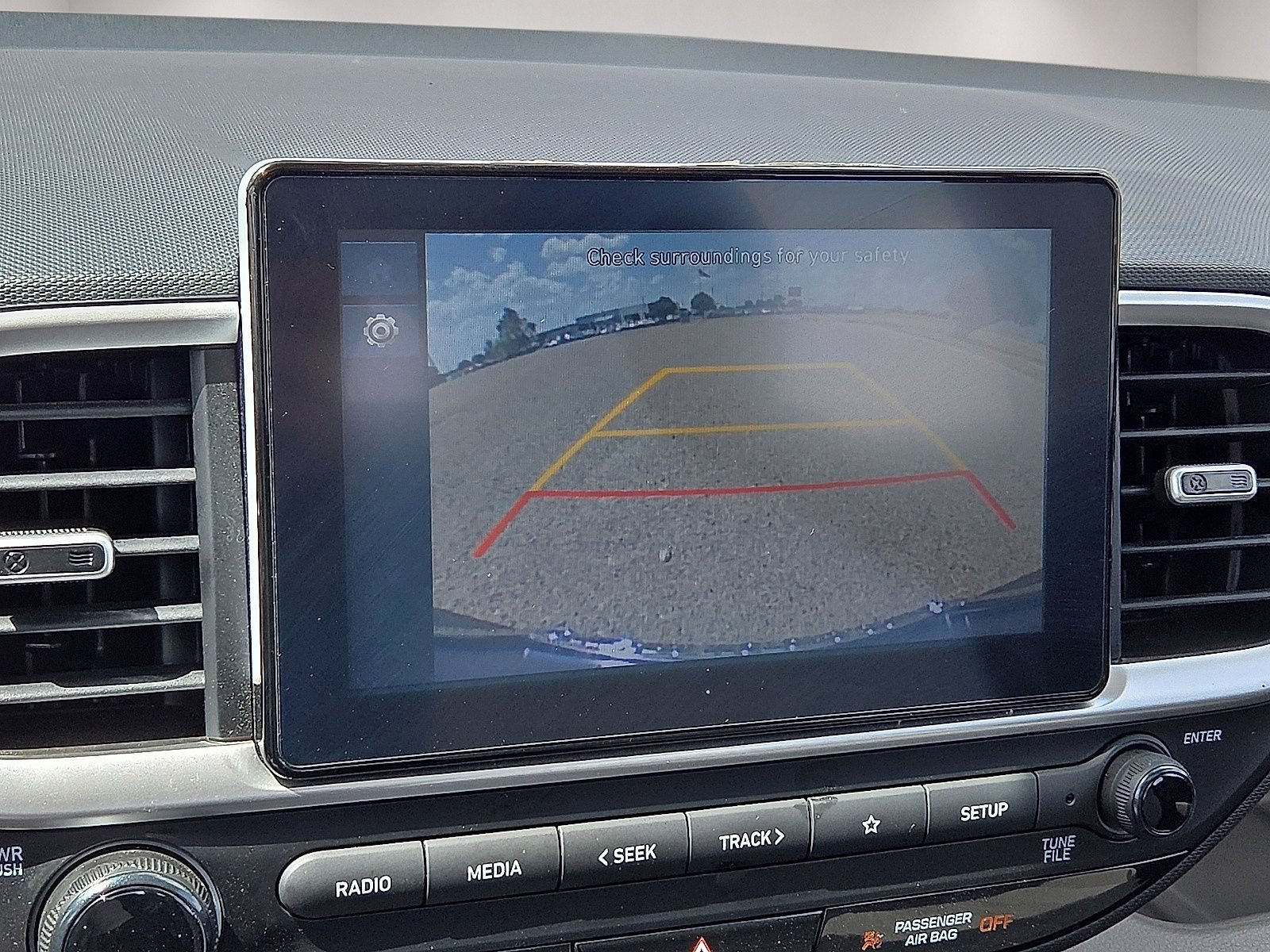 Used 2025 Hyundai Venue SEL FWD image 26