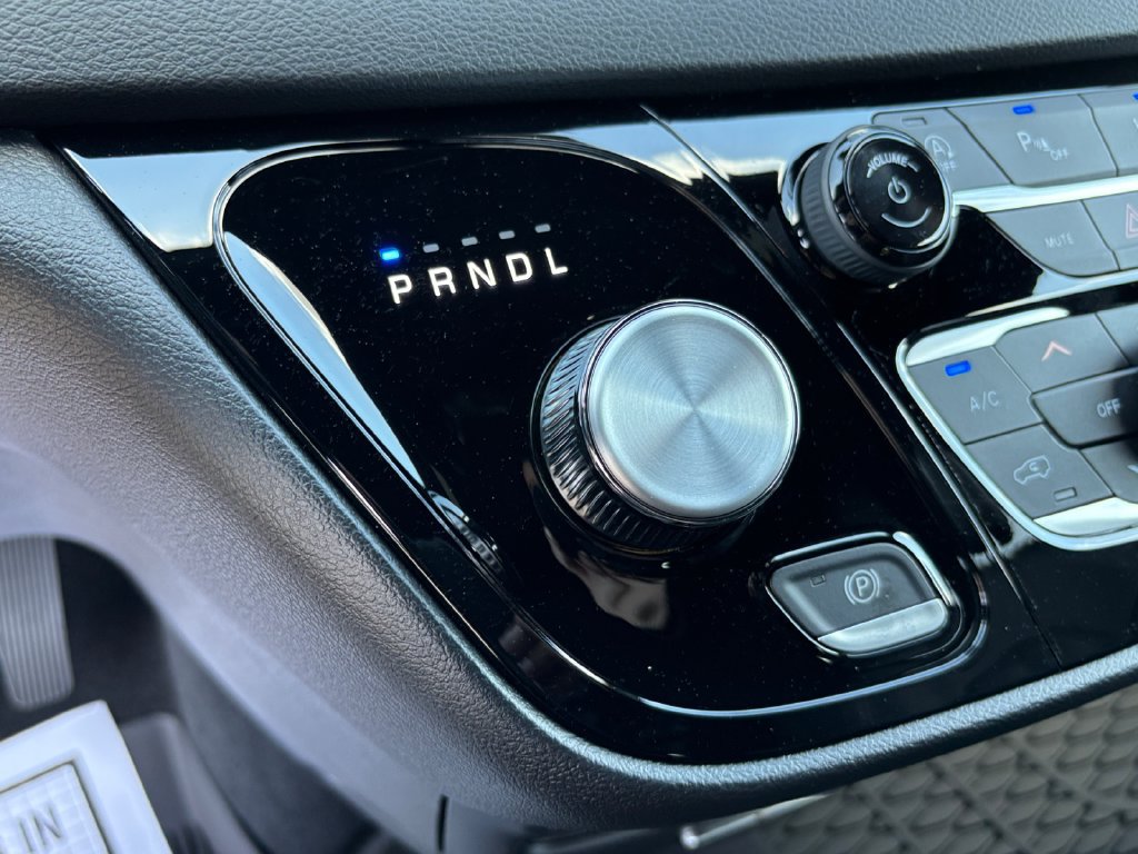 New 2027 Chrysler Pacifica LX FWD image 28