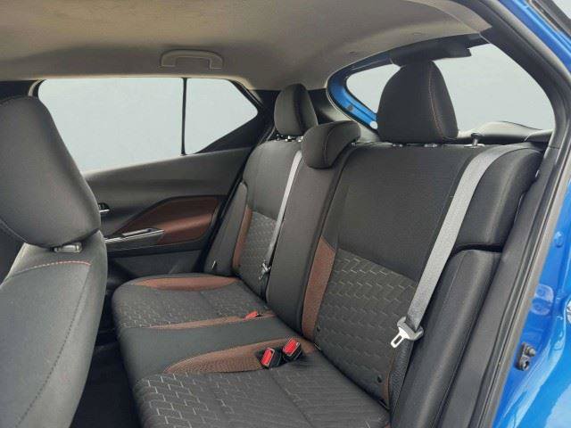 Used 2023 Nissan Kicks SR FWD image 35