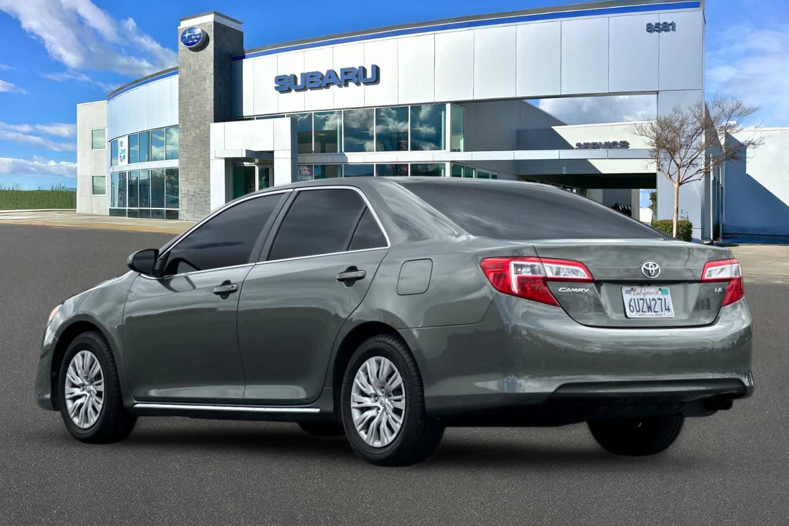 Used 2012 Toyota Camry LE FWD image 8