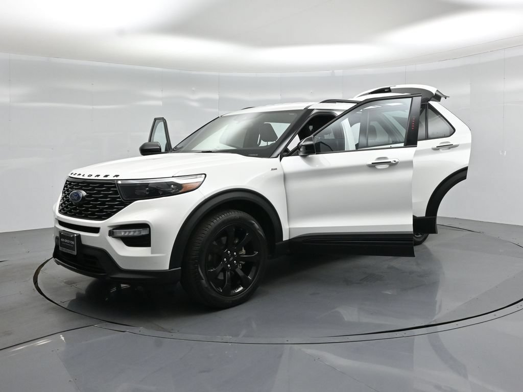 Certified 2023 Ford Explorer ST-Line w/ Class IV Trailer Tow Package RWD image 29