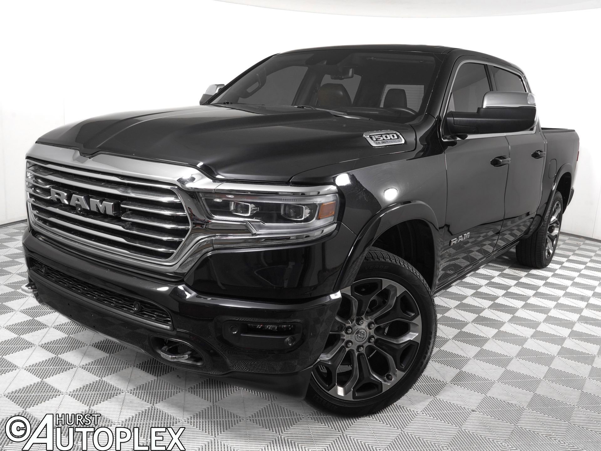 Used 2023 RAM 1500 Limited image 1