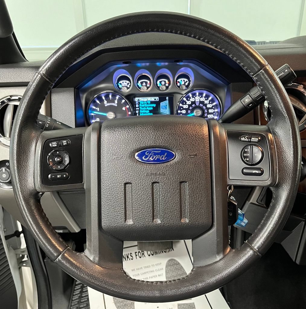 Used 2014 Ford F250 Lariat w/ Lariat Interior Package AWD/4WD image 26