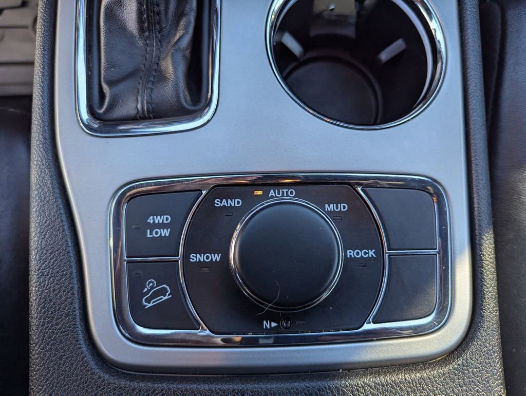 Used 2021 Jeep Grand Cherokee Limited image 26