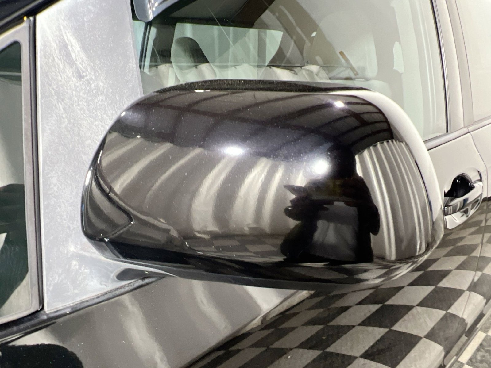 Used 2015 Toyota Sienna LE image 14