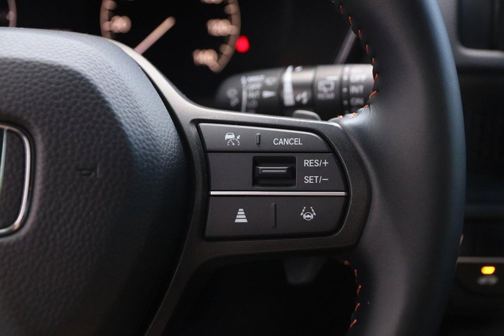 Used 2025 Honda CR-V Sport-L image 14