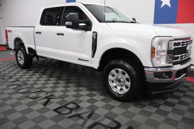 Used 2024 Ford F250 XLT w/ FX4 Off-Road Package AWD/4WD image 17