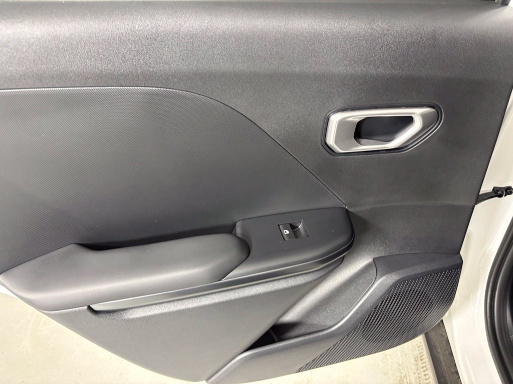 New 2026 Kia K4 FWD image 35