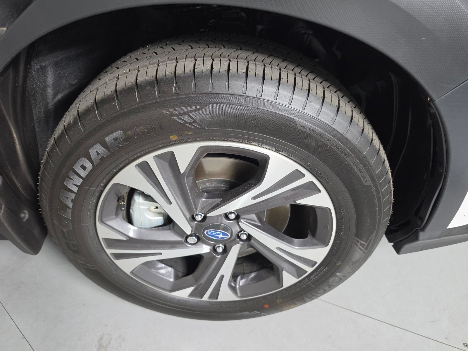 Used 2026 Subaru Crosstrek 2.5i Premium AWD/4WD image 12