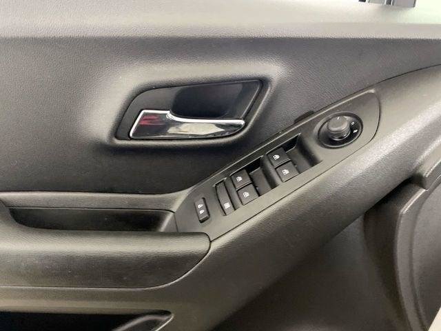 Used 2021 Chevrolet Trax LS w/ Tint and Cruise Package FWD image 25