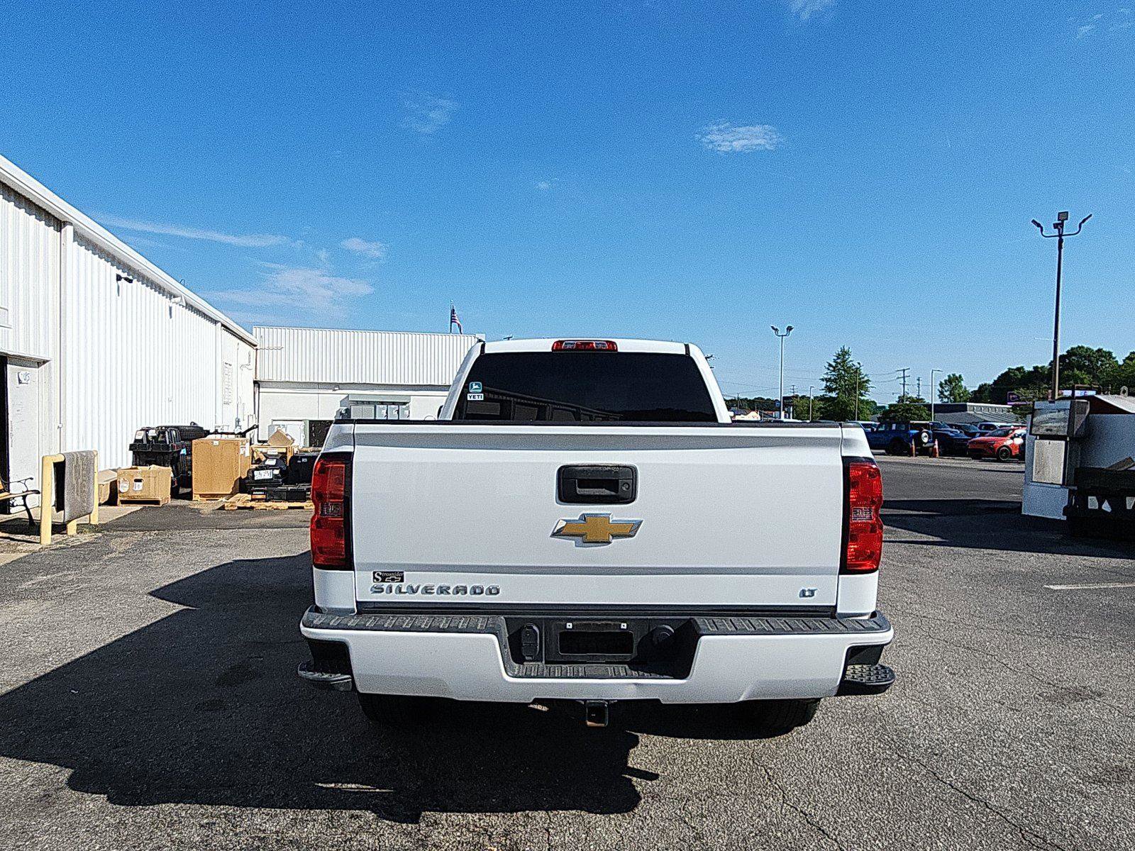 Used 2018 Chevrolet Silverado 1500 LT w/ All Star Edition AWD/4WD image 4