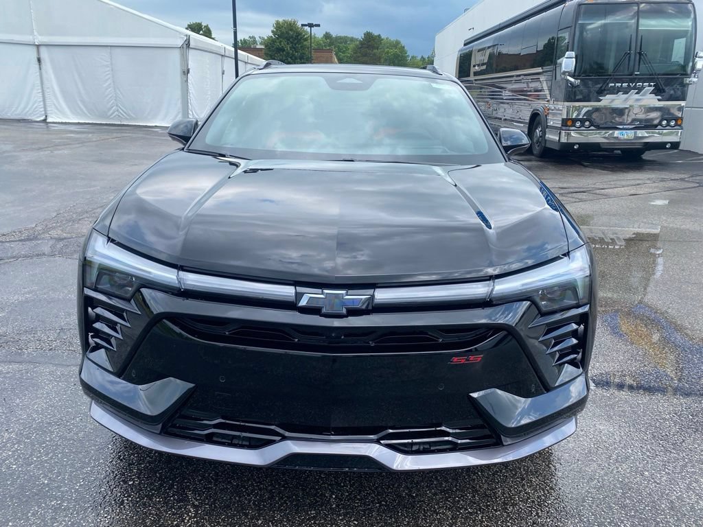 New 2026 Chevrolet Blazer EV SS AWD/4WD image 2